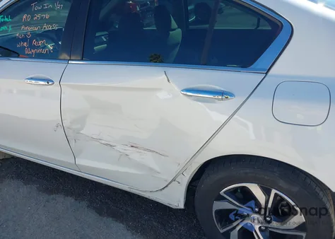 2017 Honda Accord Lx z USA, uszkodzony, nr VIN 1HGCR2F43HA105809